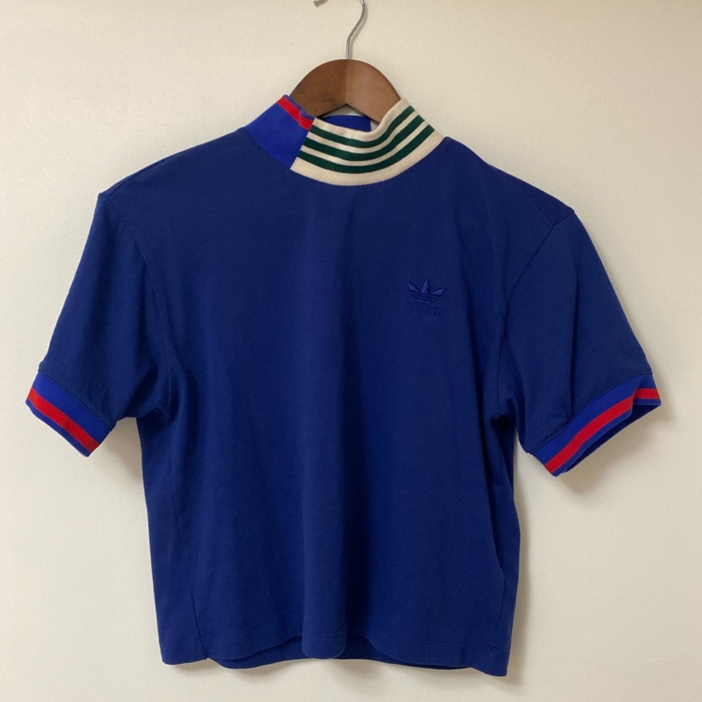 Adidas top